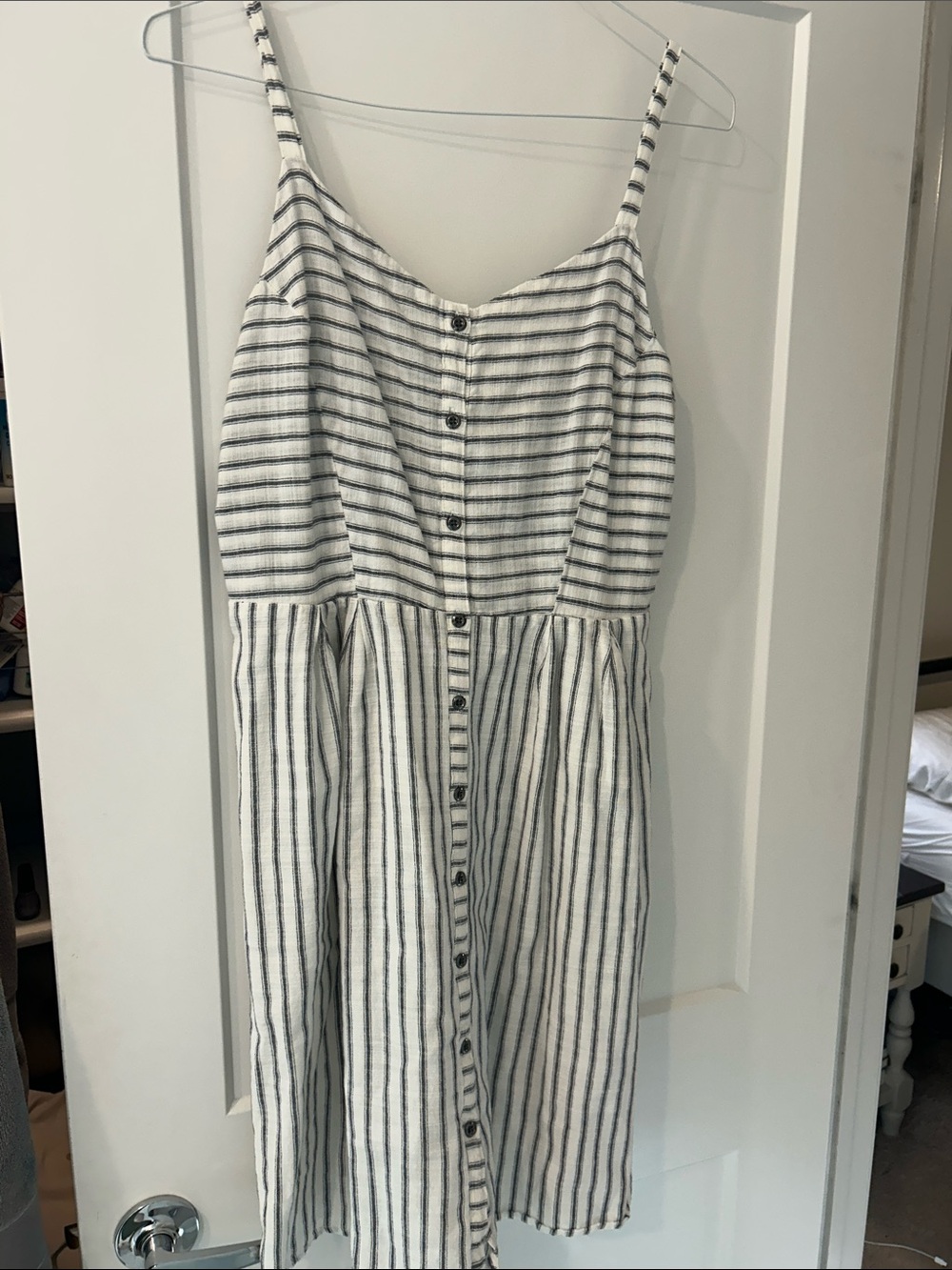 Old Navy White and Navy Striped Button-Front Top